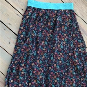 LuLaRoe size Small Lola Skirt